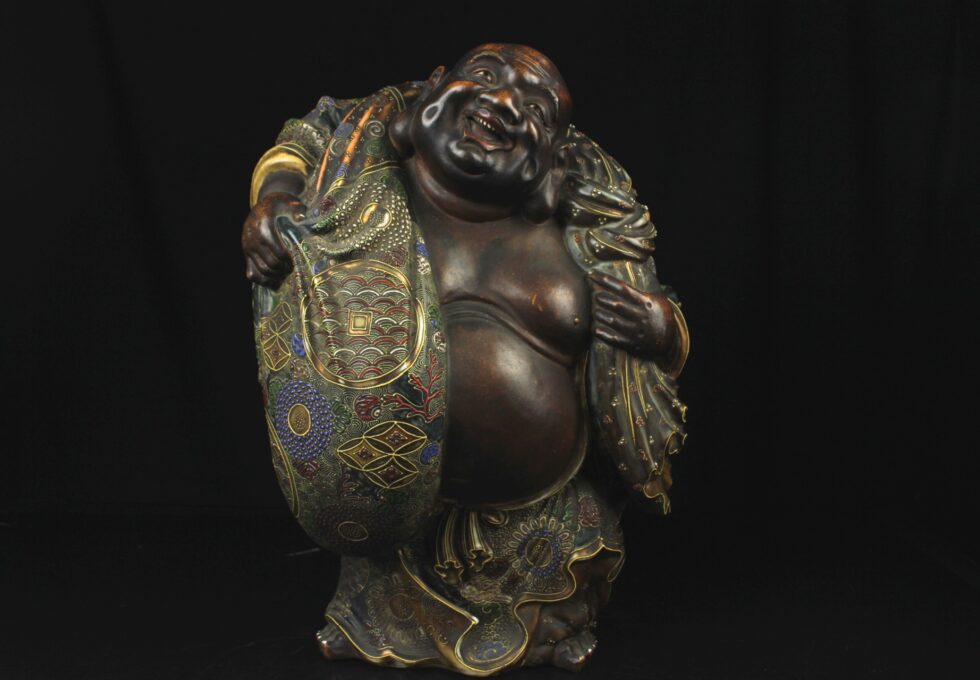 古九谷焼 極彩色 布袋像 高42cm 蔵出品 を買取させていただきました。