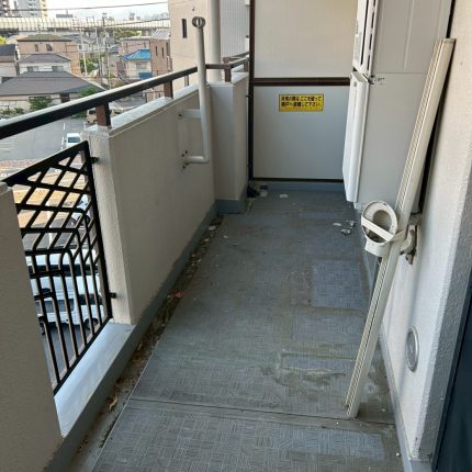 ベランダ撤去