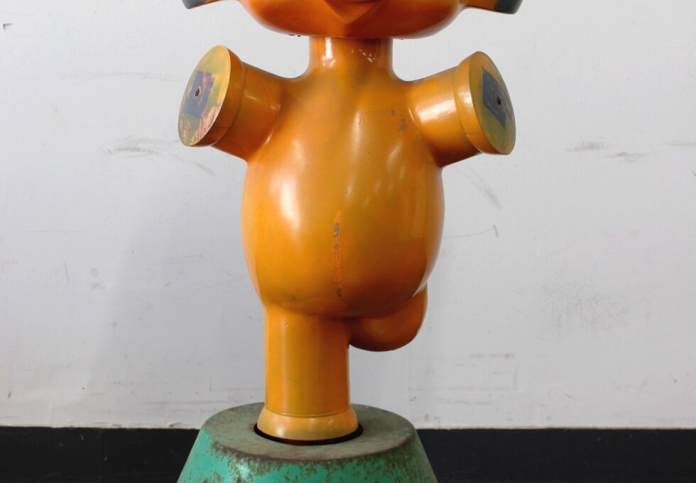 70年代 当時物 サトちゃん 店頭用 販促 首振り 高99㎝ を買い取りいたしました。