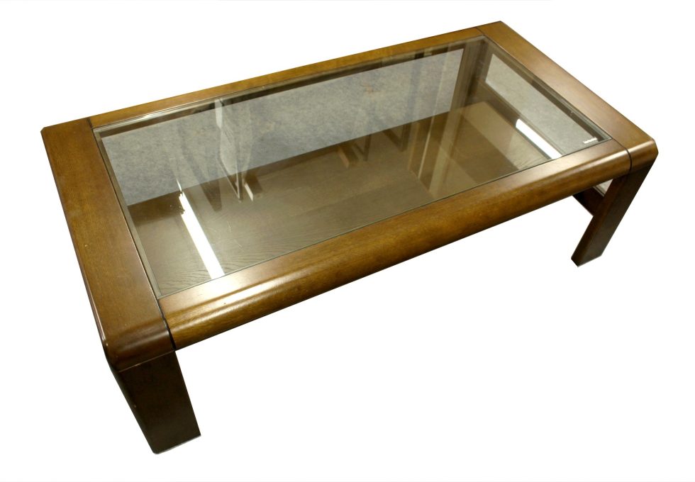 カリモク家具 センターガラステーブルを買取りいたしました。