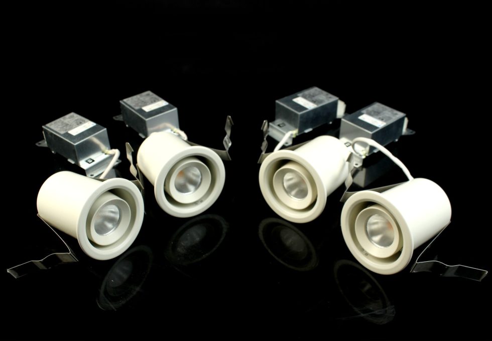 大光電機 ダウンライトを買取りいたしました。