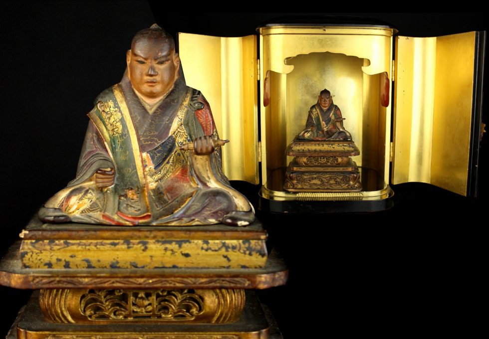 日蓮上人像 細密彫刻 厨子を買取りいたしました。